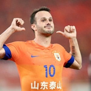 开云官网-瓦神！瓦科24场3次戴帽、1次大四喜，22球0点球领跑中超射手榜！